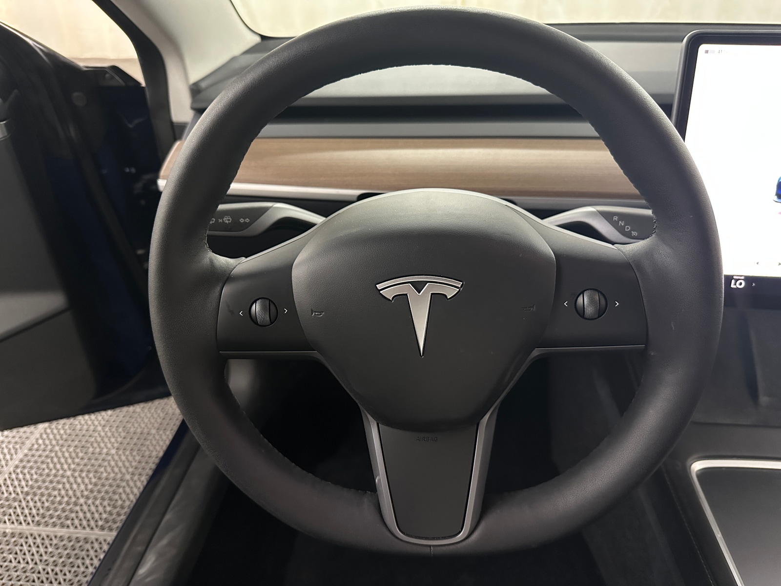 Thumbnail: 2023 Tesla Model 3 - 4