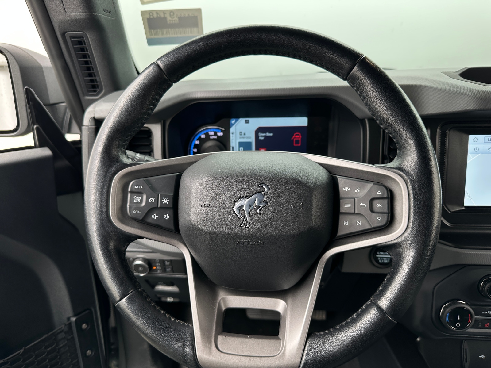 Thumbnail: 2022 Ford Bronco - 5
