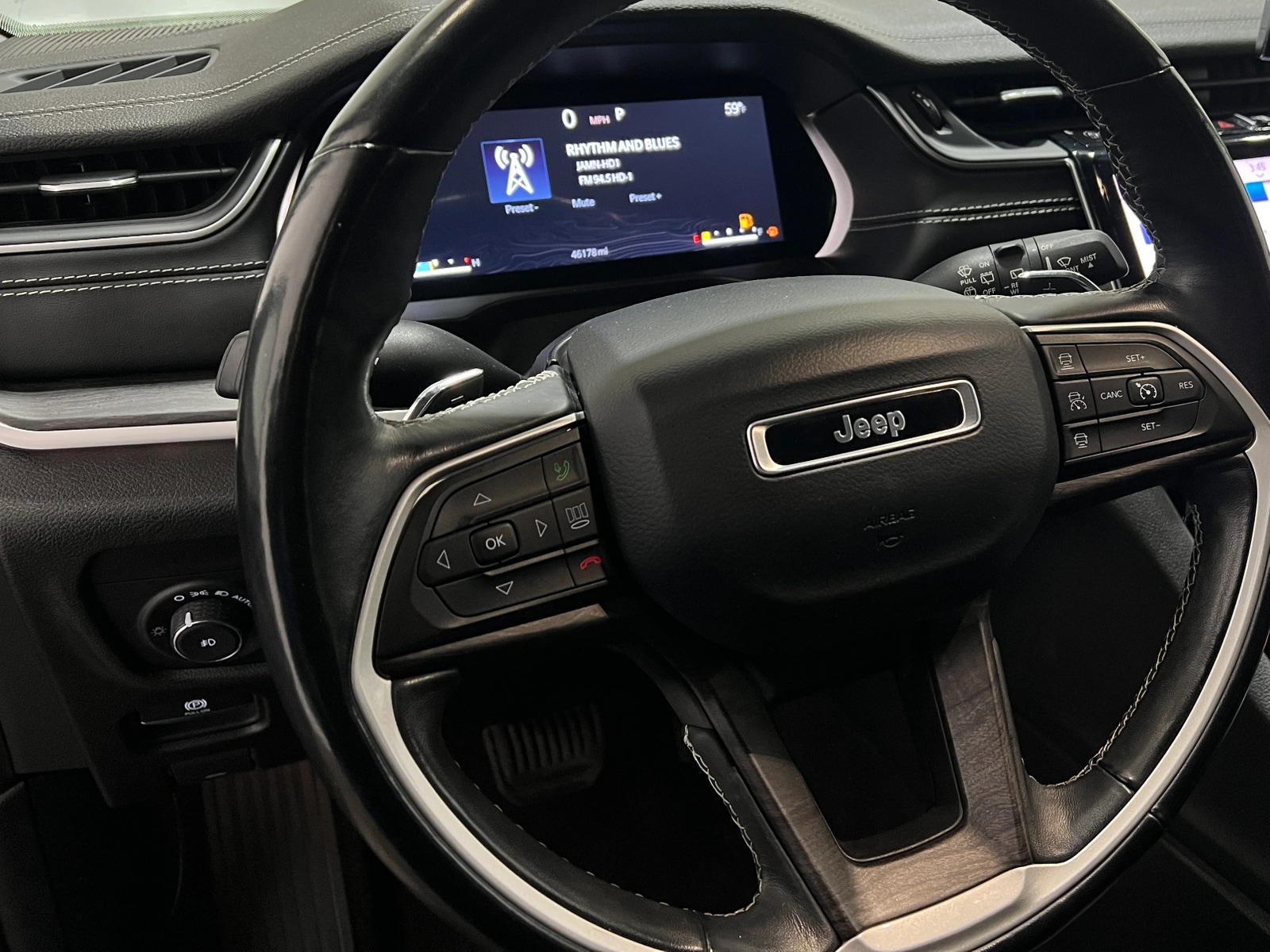 Thumbnail: 2021 Jeep Grand Cherokee L - 4