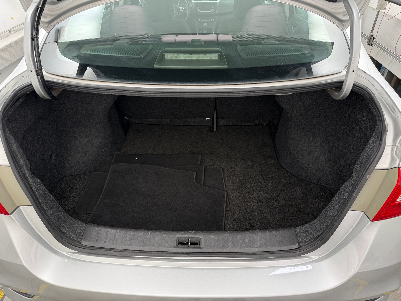 Thumbnail: 2018 Nissan Sentra - 7