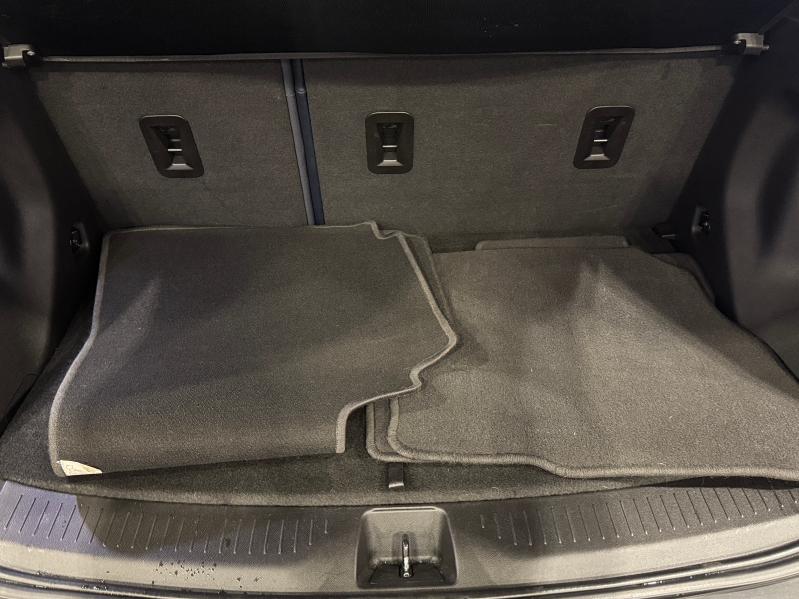 Thumbnail: 2022 Chevrolet Bolt EUV - 6
