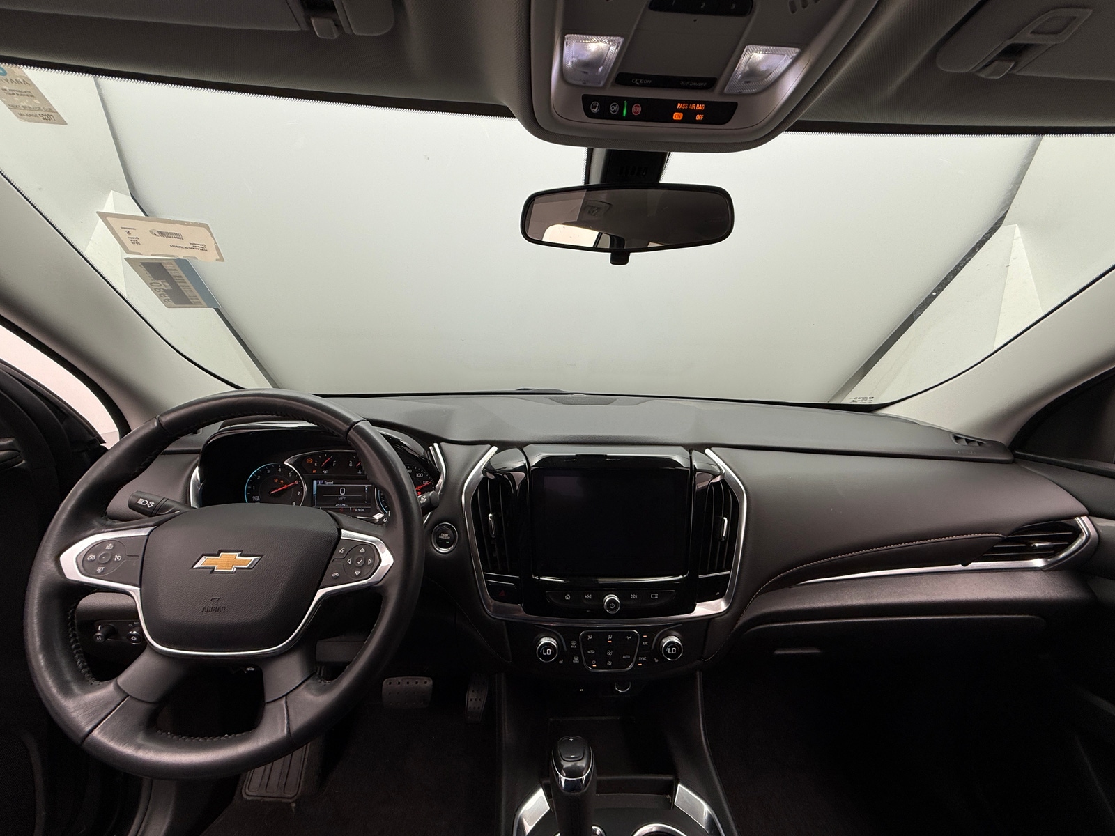 Thumbnail: 2019 Chevrolet Traverse - 3