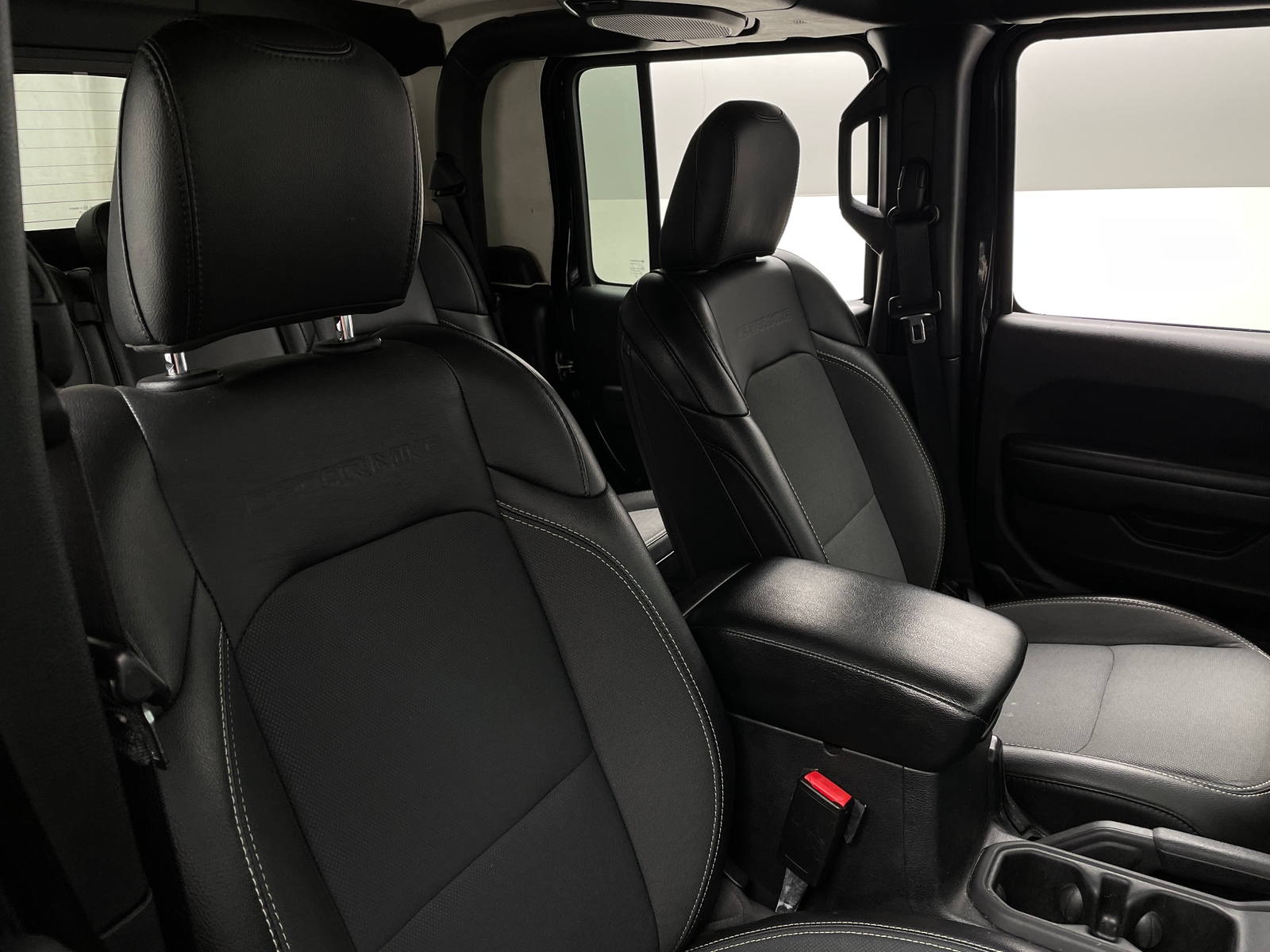 Thumbnail: 2021 Jeep Gladiator - 2