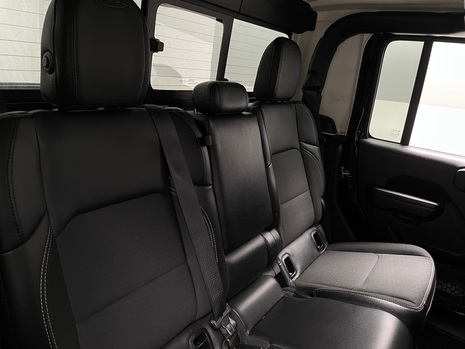 Thumbnail: 2021 Jeep Gladiator - 6