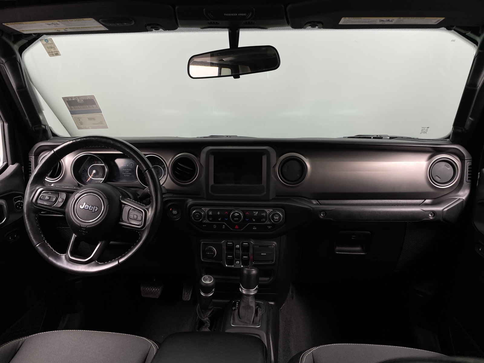 Thumbnail: 2021 Jeep Gladiator - 3