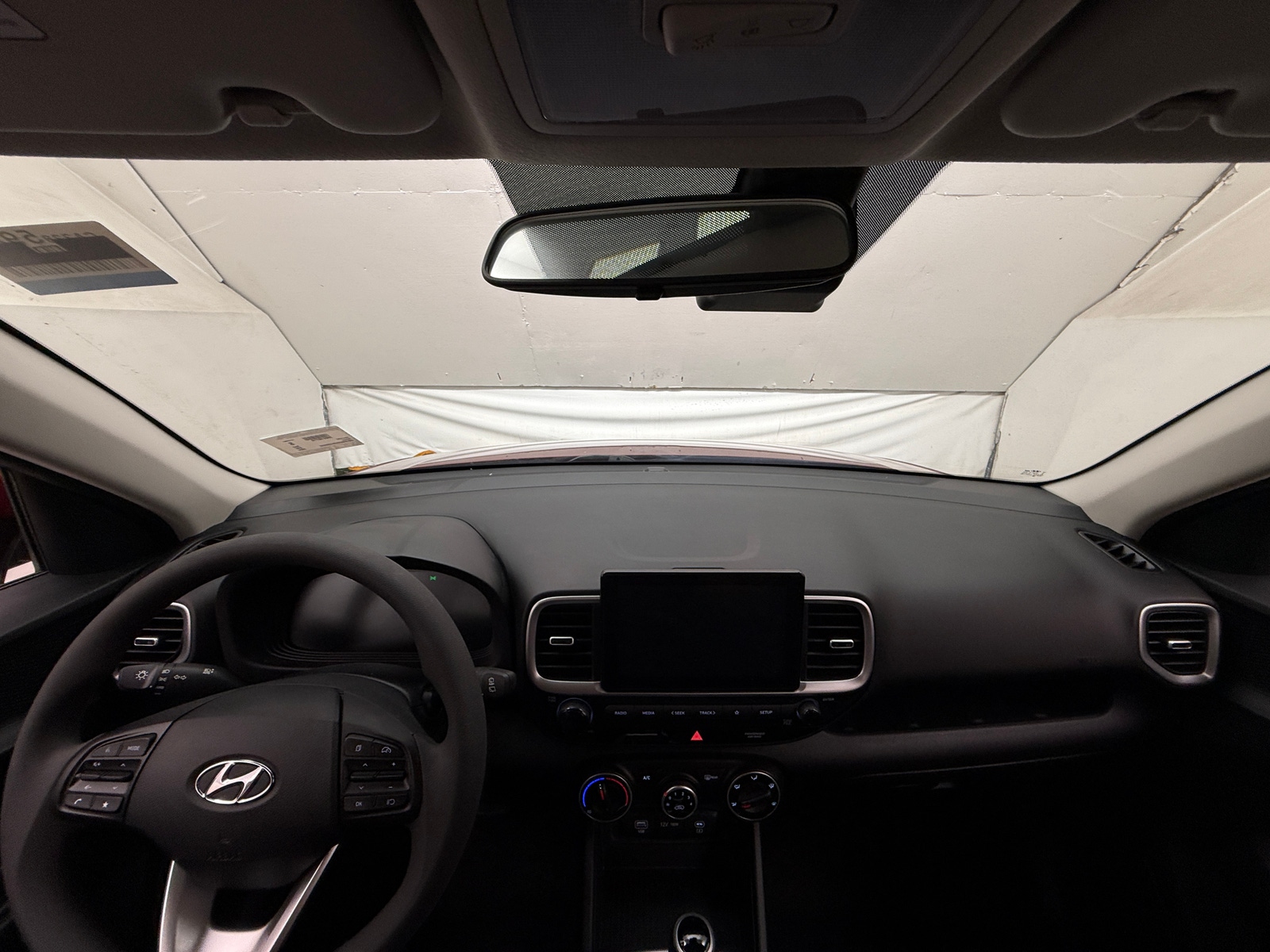 Thumbnail: 2024 Hyundai Venue - 3
