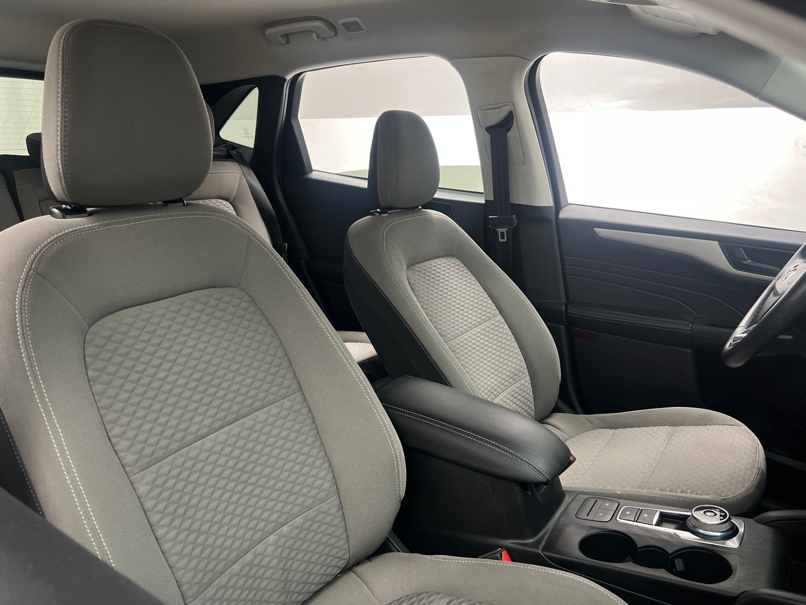 Thumbnail: 2022 Ford Escape - 2