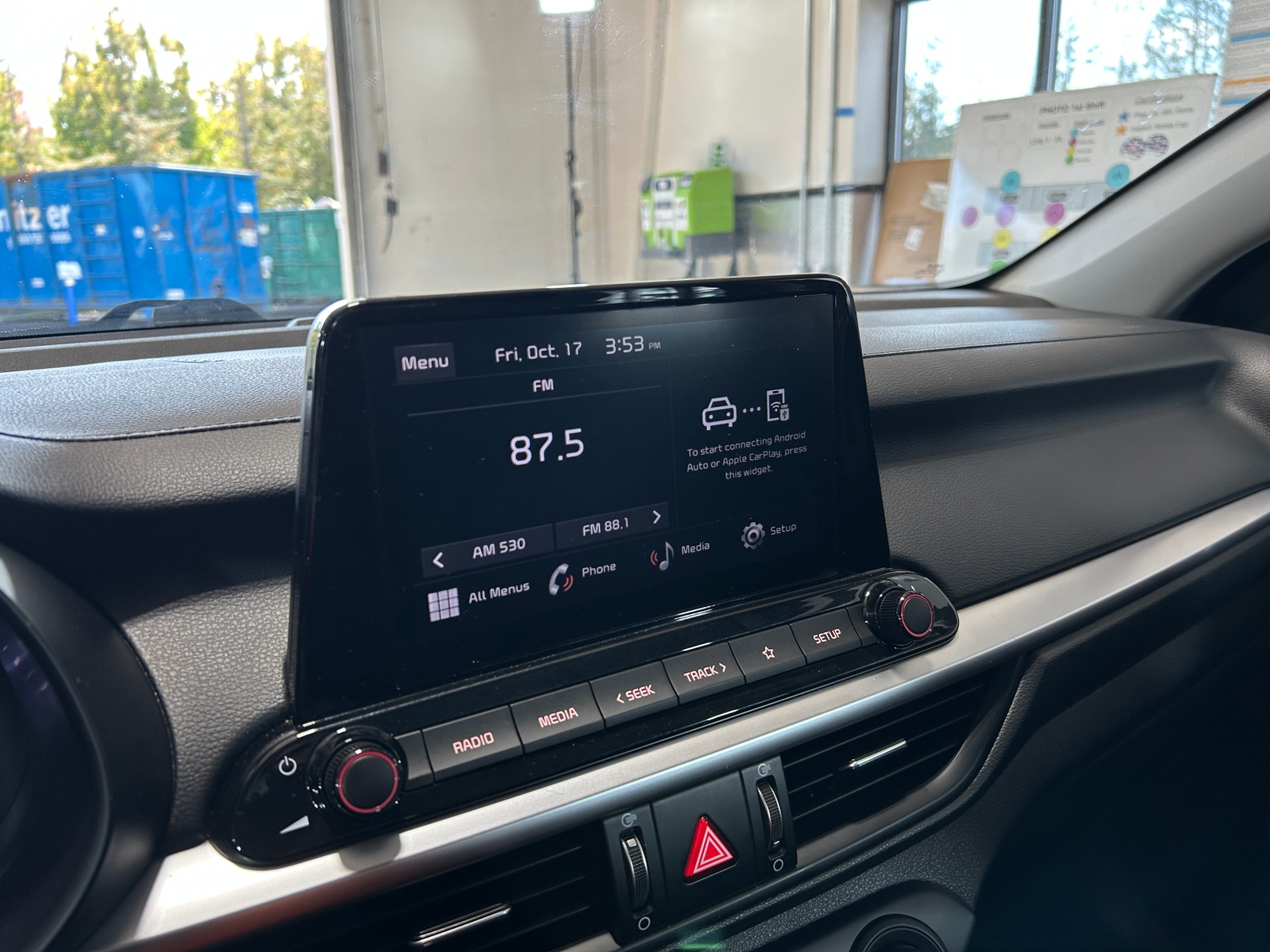 Thumbnail: 2024 Kia Forte - 4