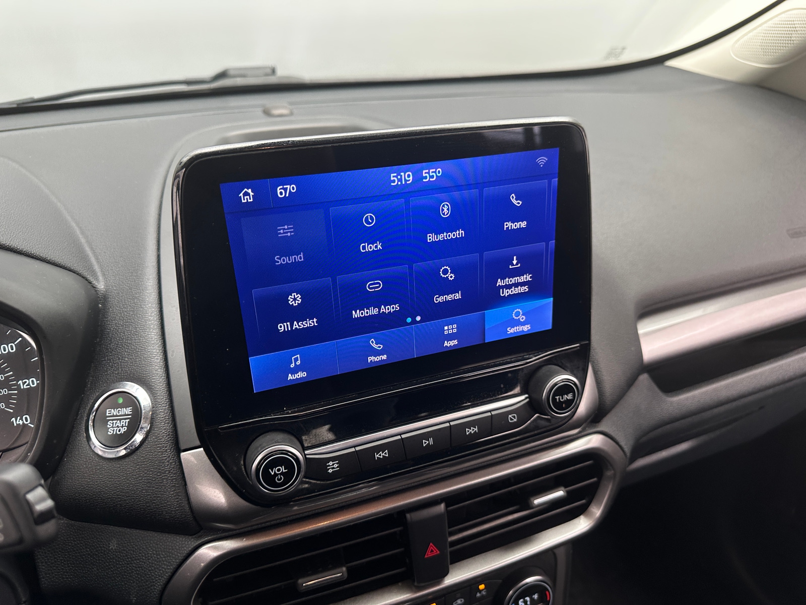 Thumbnail: 2021 Ford EcoSport - 4
