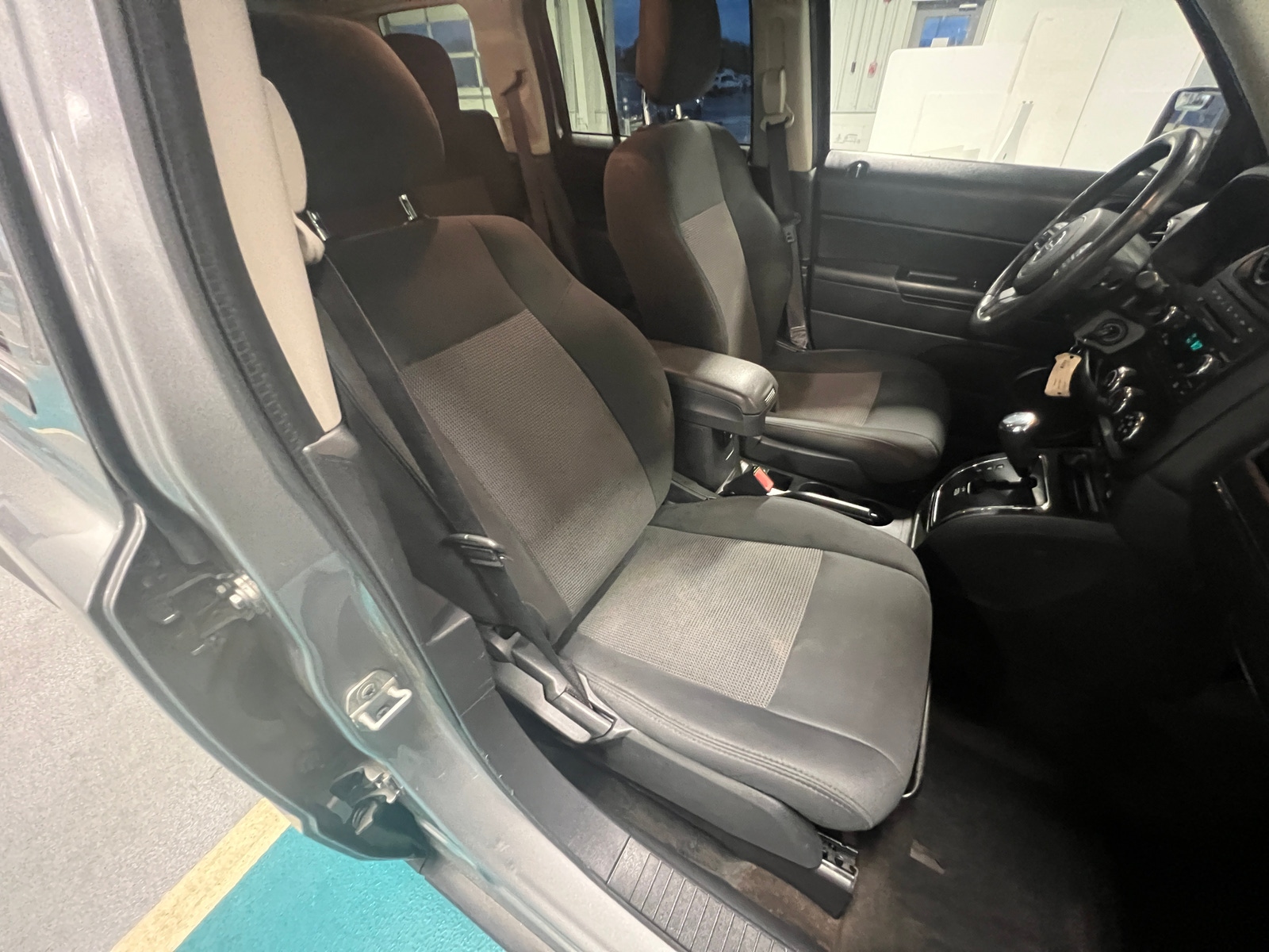 Thumbnail: 2015 Jeep Patriot - 2