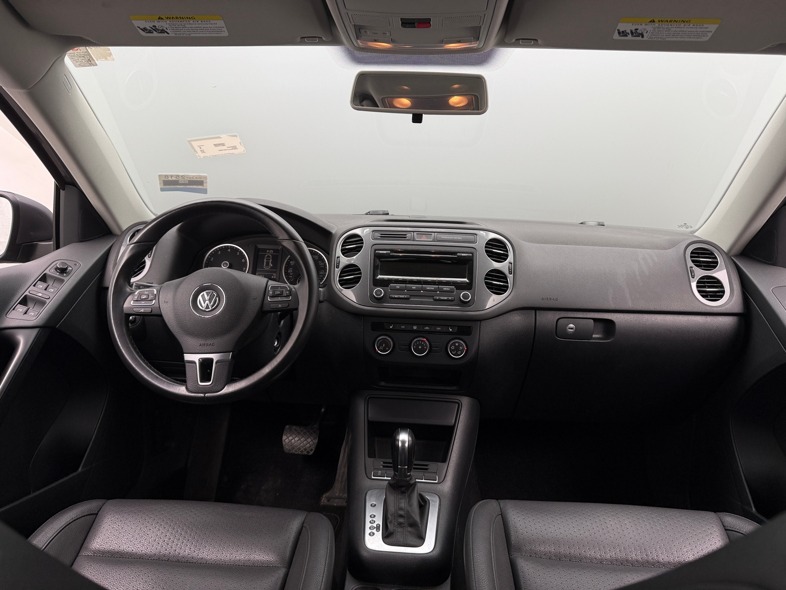 Thumbnail: 2014 Volkswagen Tiguan - 3