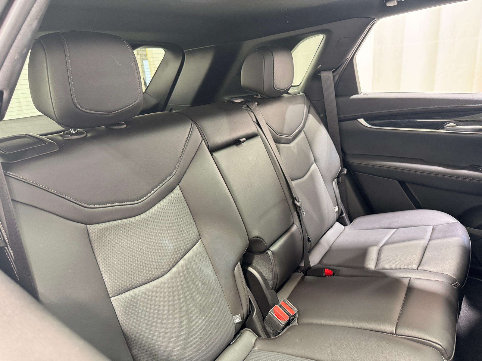 Thumbnail: 2025 Cadillac XT5 - 5