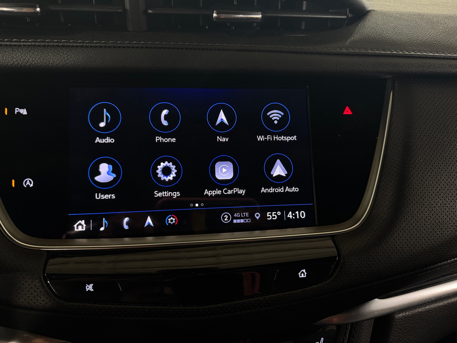 Thumbnail: 2025 Cadillac XT5 - 3