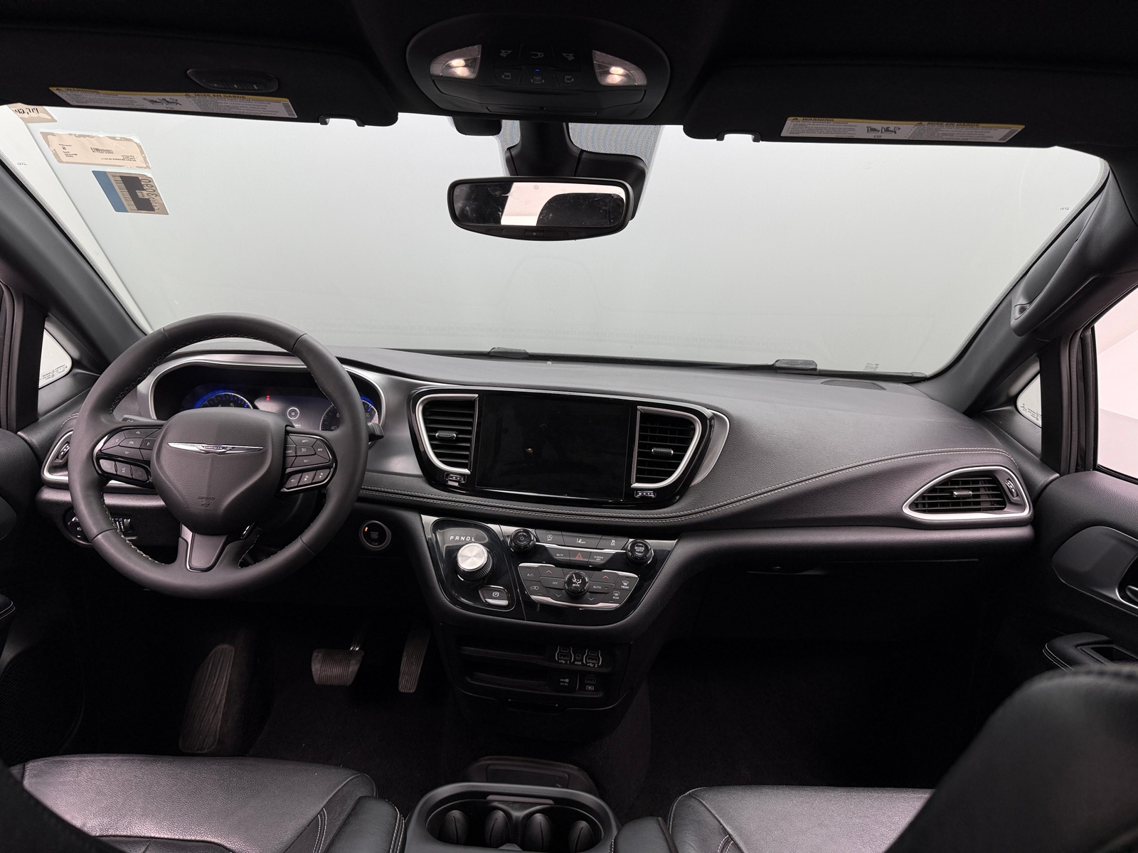 Thumbnail: 2022 Chrysler Pacifica - 2
