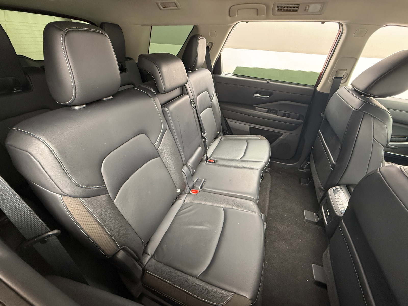 Thumbnail: 2022 Nissan Pathfinder - 5