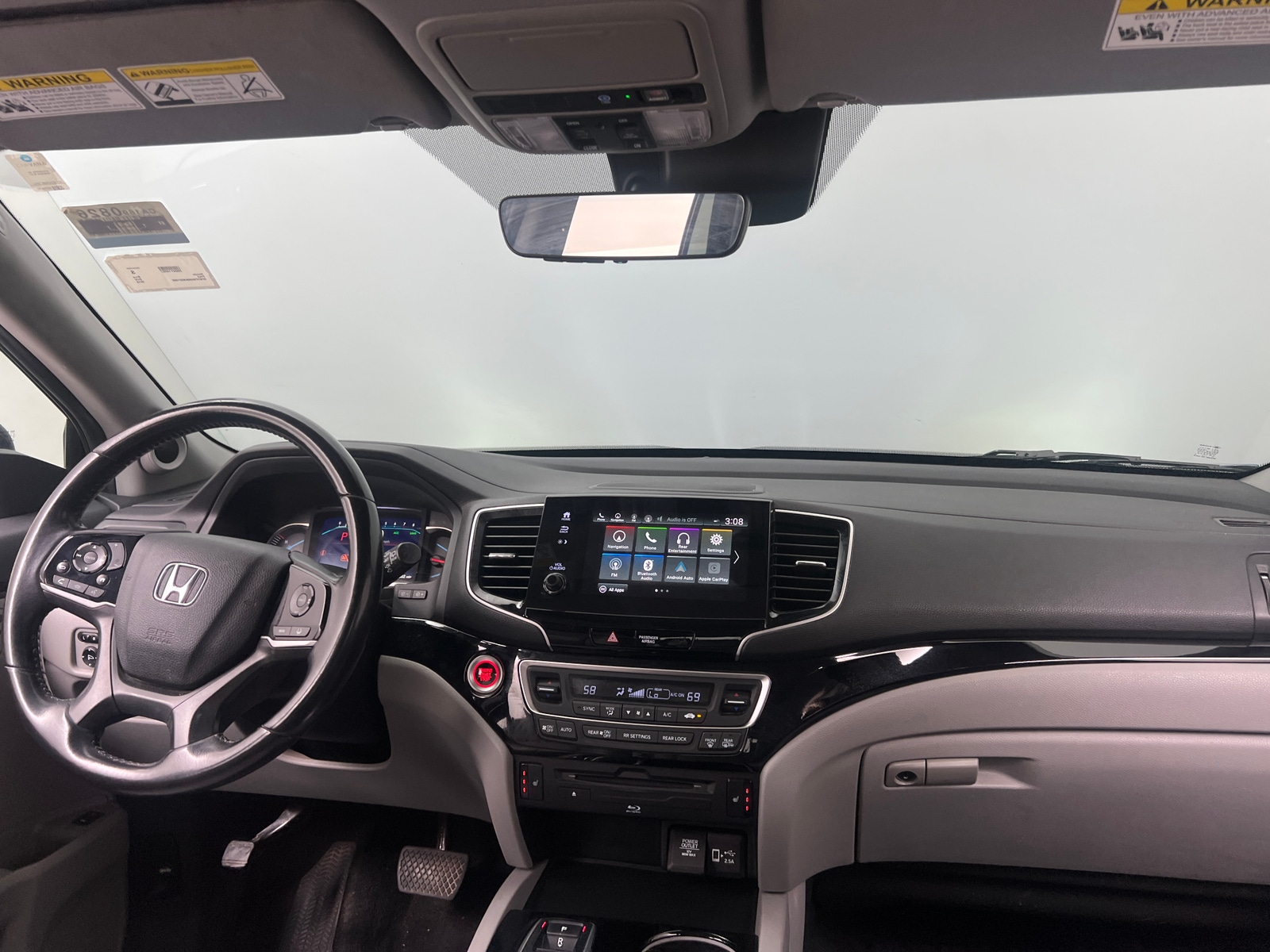 Thumbnail: 2019 Honda Pilot - 2