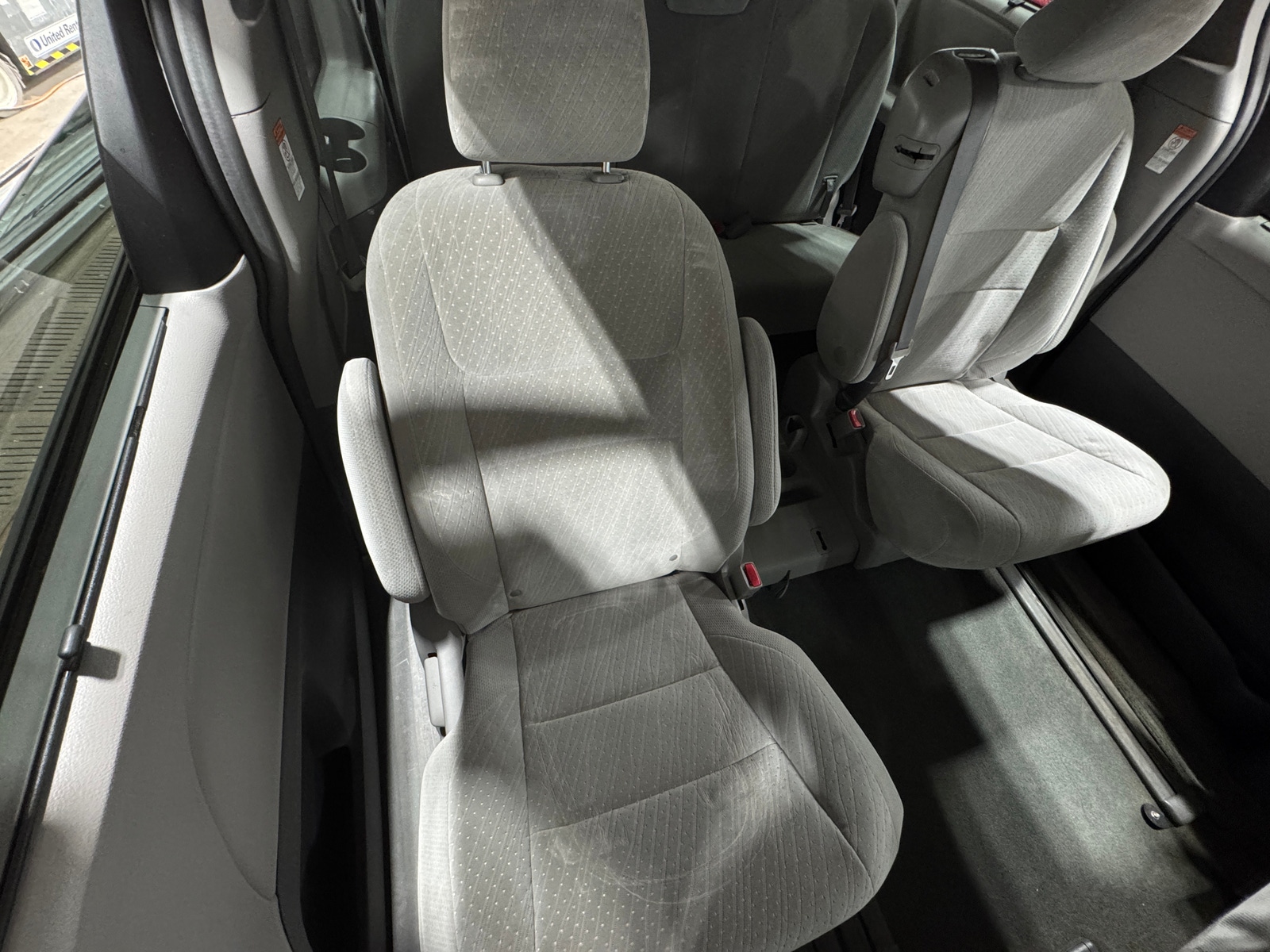 Thumbnail: 2018 Toyota Sienna - 6