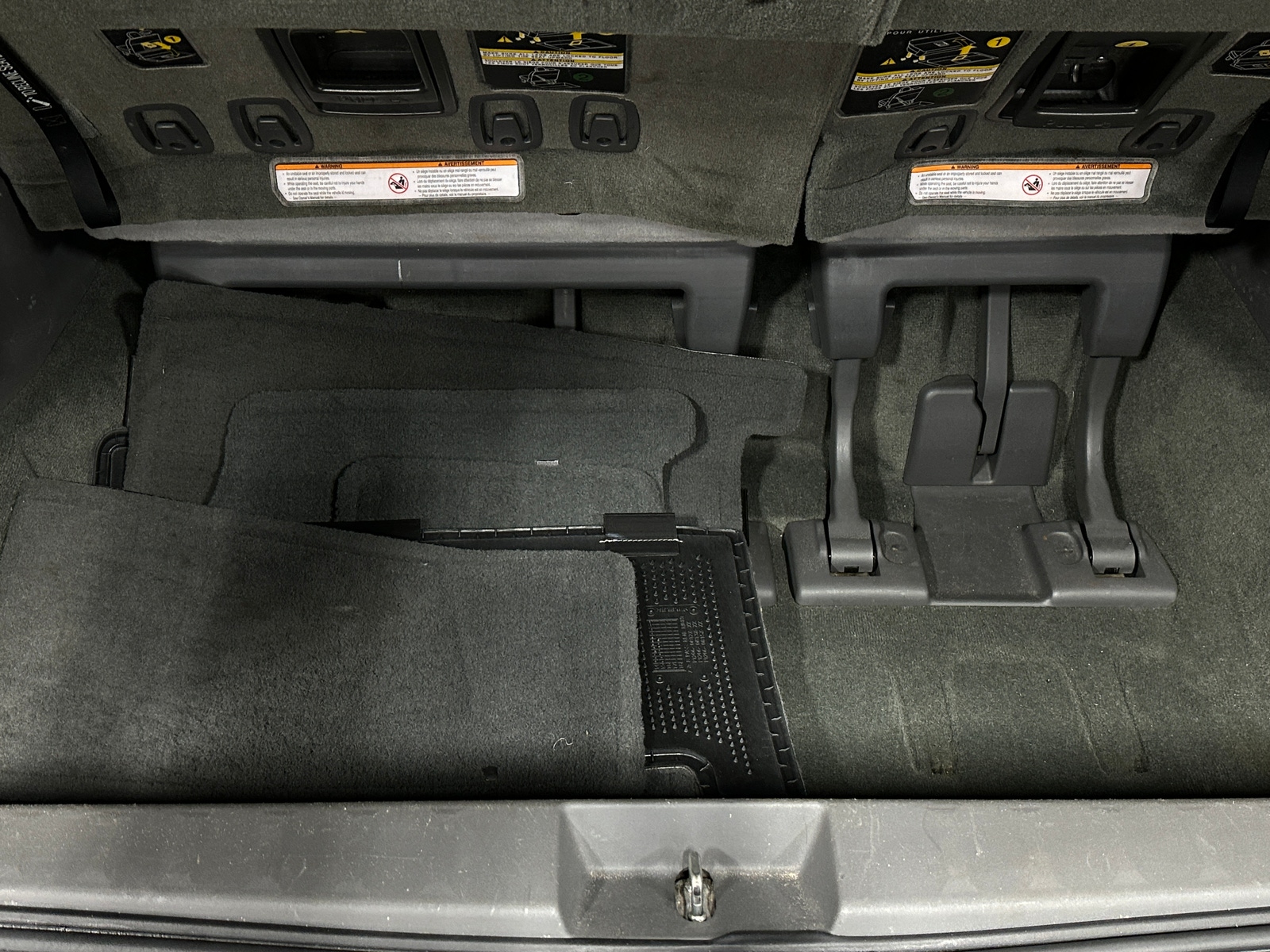 Thumbnail: 2015 Toyota Sienna - 6