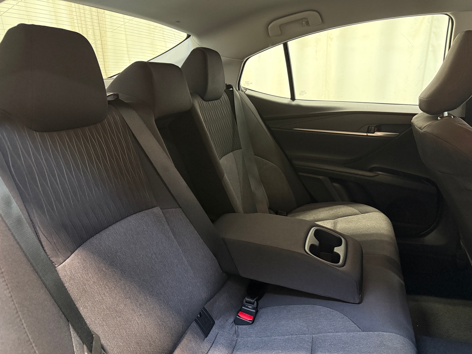 Thumbnail: 2025 Toyota Camry - 6