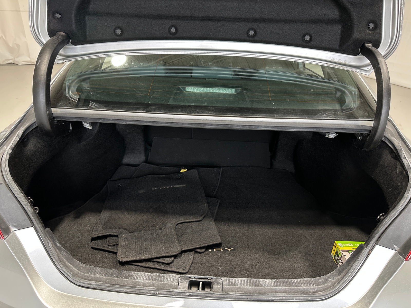 Thumbnail: 2019 Toyota Camry - 7