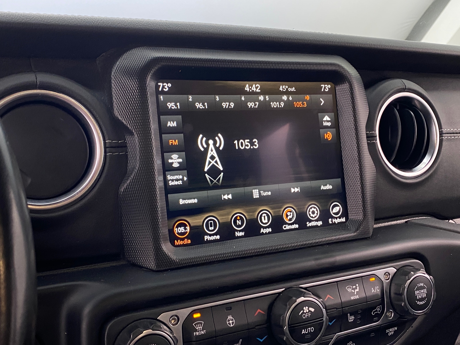 Thumbnail: 2021 Jeep Wrangler - 3