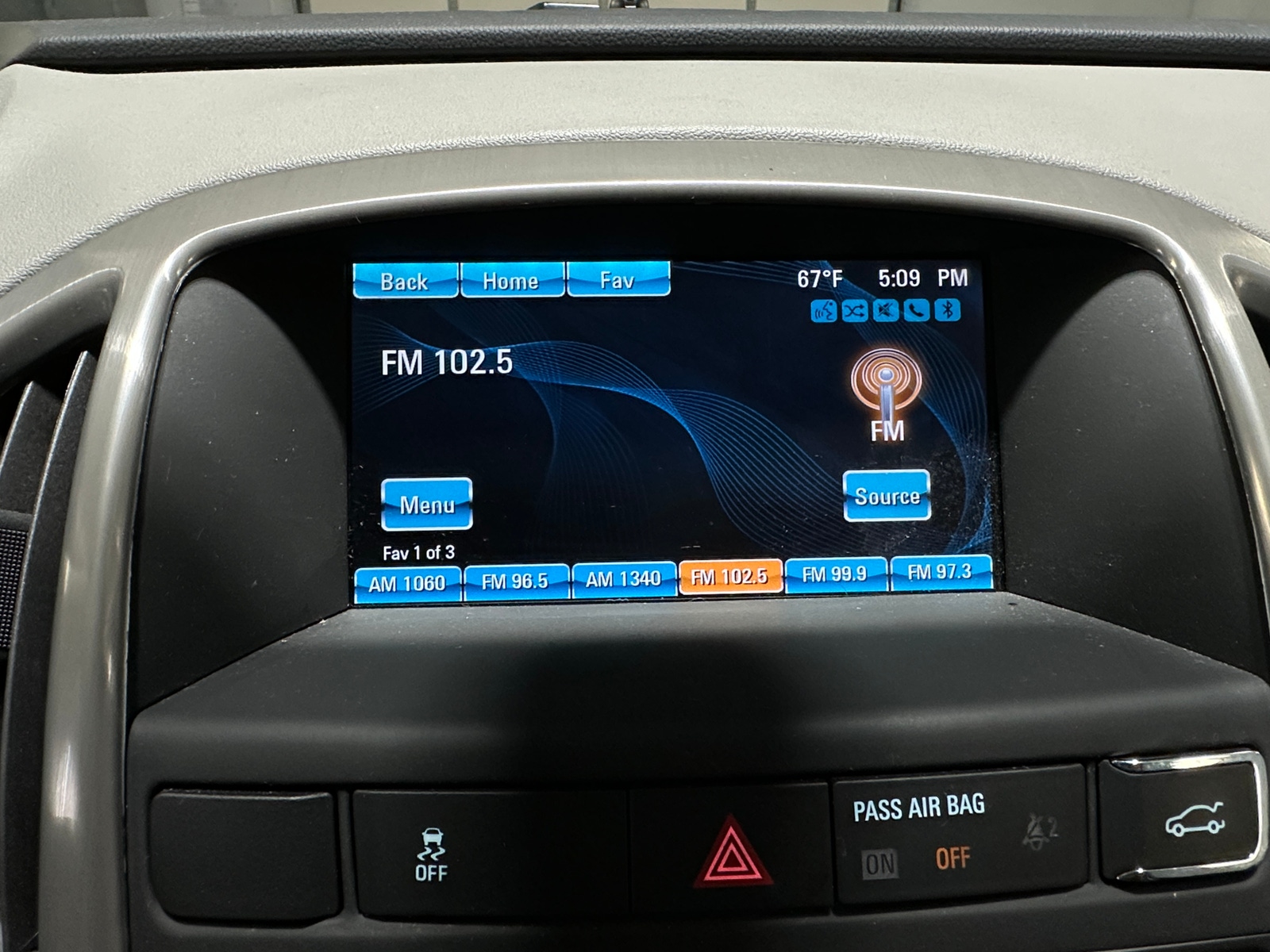 Thumbnail: 2016 Buick Verano - 4