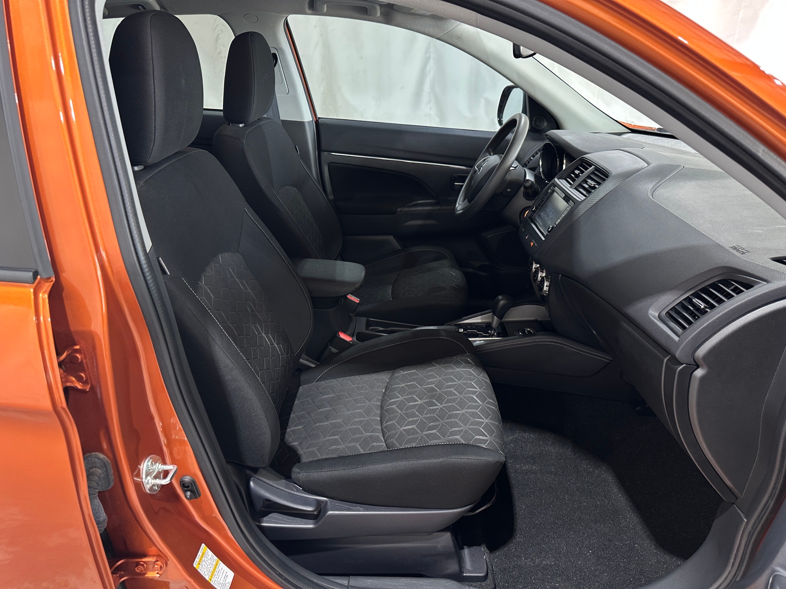 Thumbnail: 2024 Mitsubishi Outlander Sport - 2