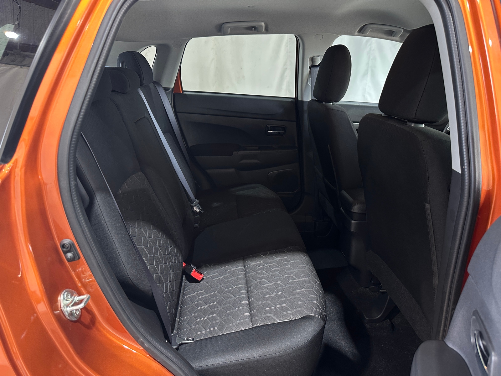 Thumbnail: 2024 Mitsubishi Outlander Sport - 6