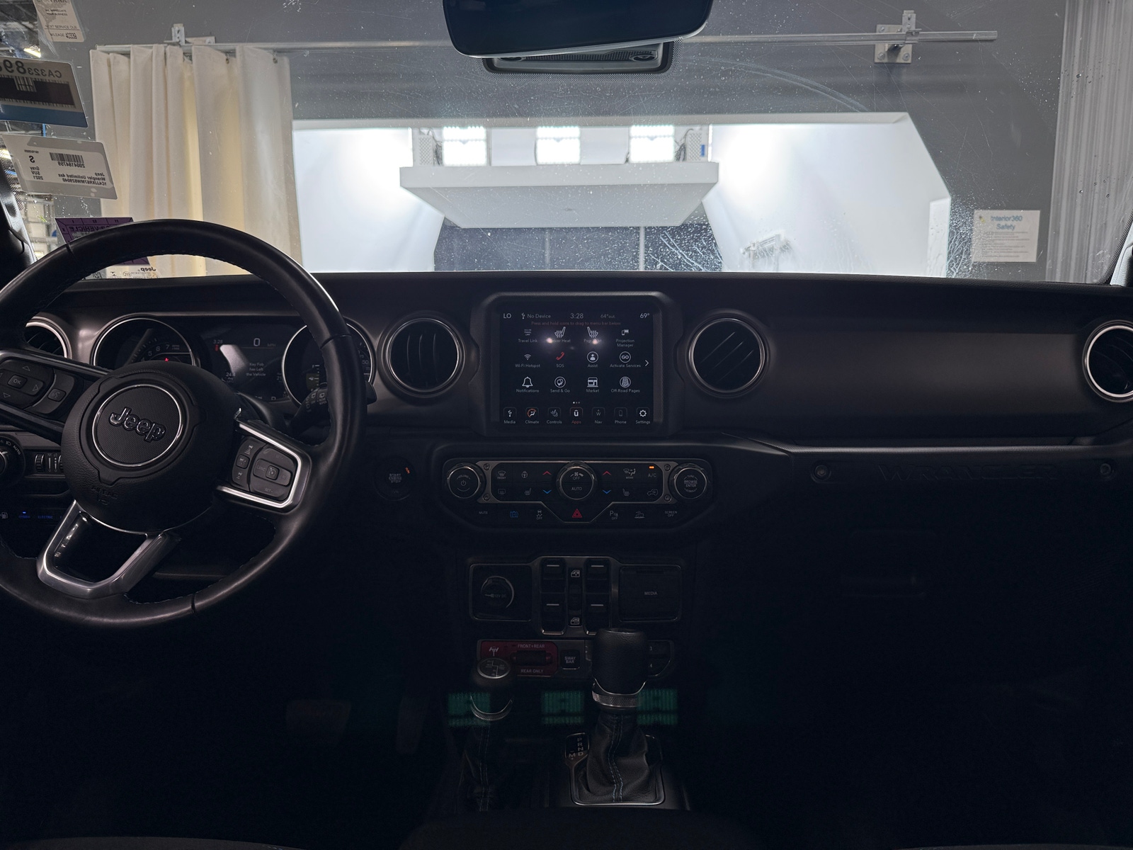 Thumbnail: 2021 Jeep Wrangler - 3