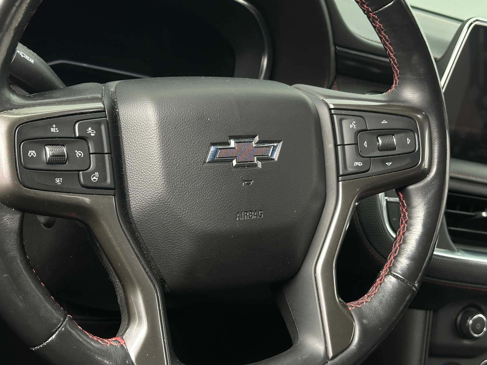 Thumbnail: 2022 Chevrolet Tahoe - 4