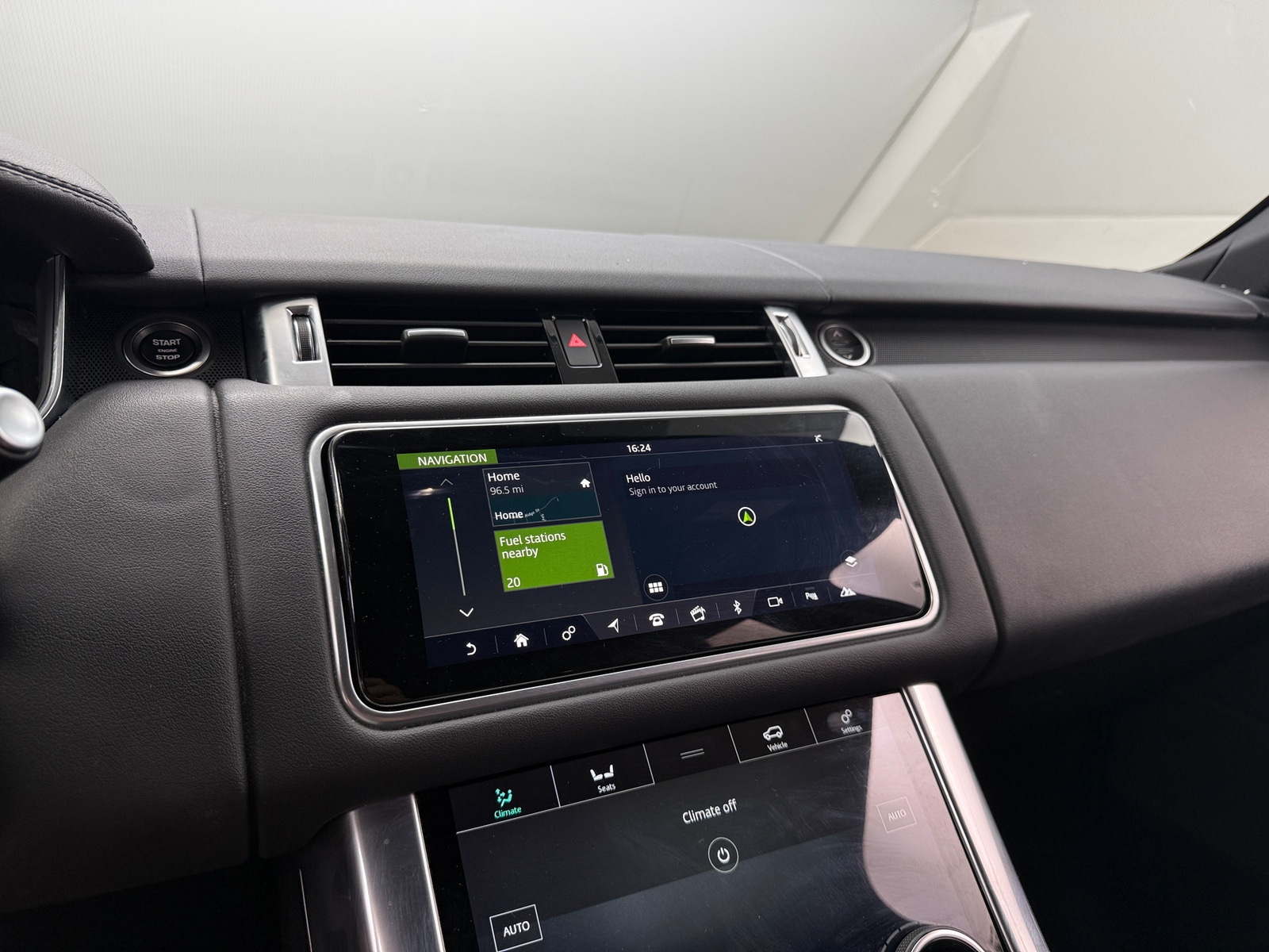 Thumbnail: 2019 Land Rover Range Rover Sport - 3