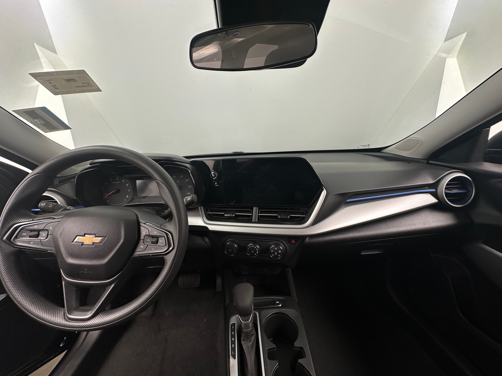 Thumbnail: 2025 Chevrolet Trax - 3