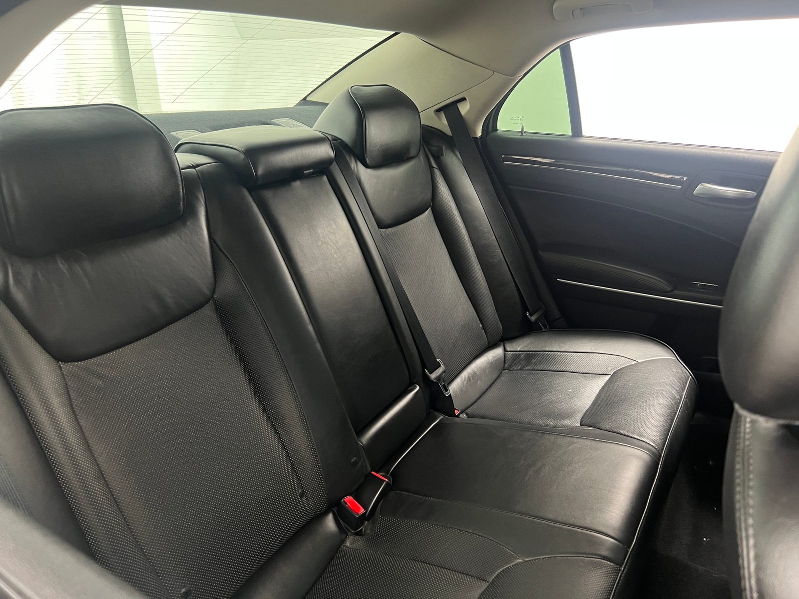 Thumbnail: 2019 Chrysler 300 - 5