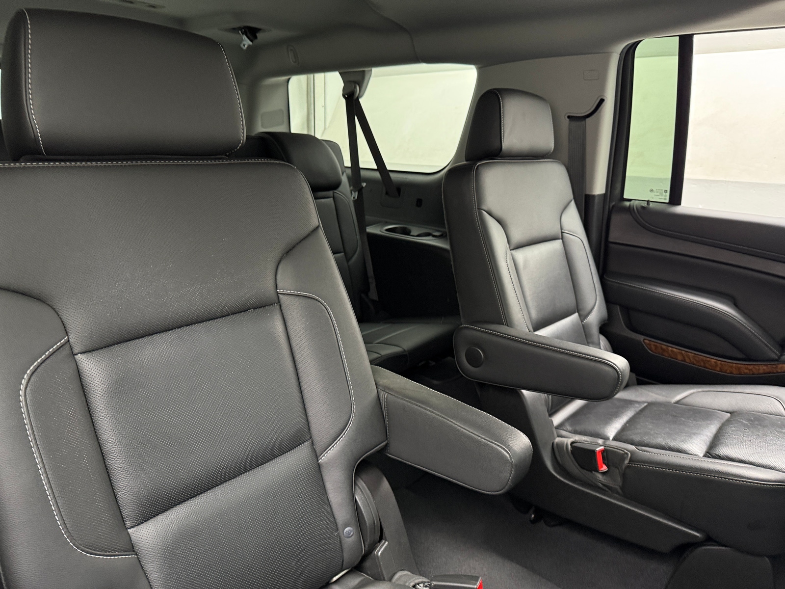 Thumbnail: 2019 Chevrolet Suburban - 5