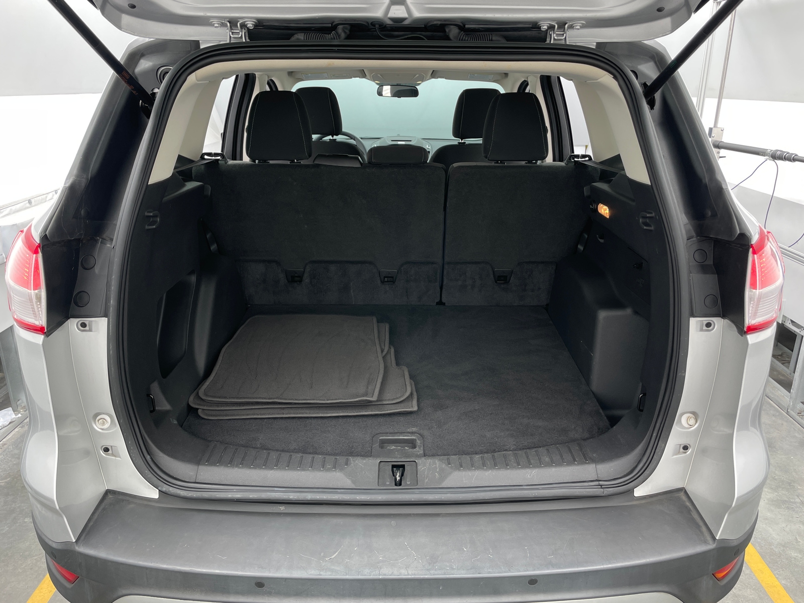 Thumbnail: 2016 Ford Escape - 7