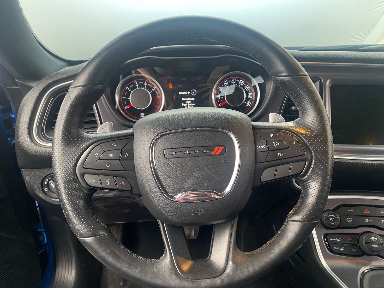 Thumbnail: 2015 Dodge Challenger - 3