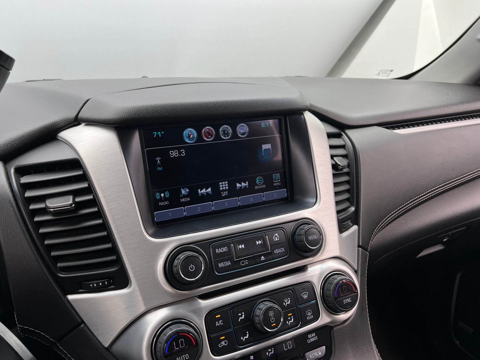 Thumbnail: 2017 GMC Yukon - 4