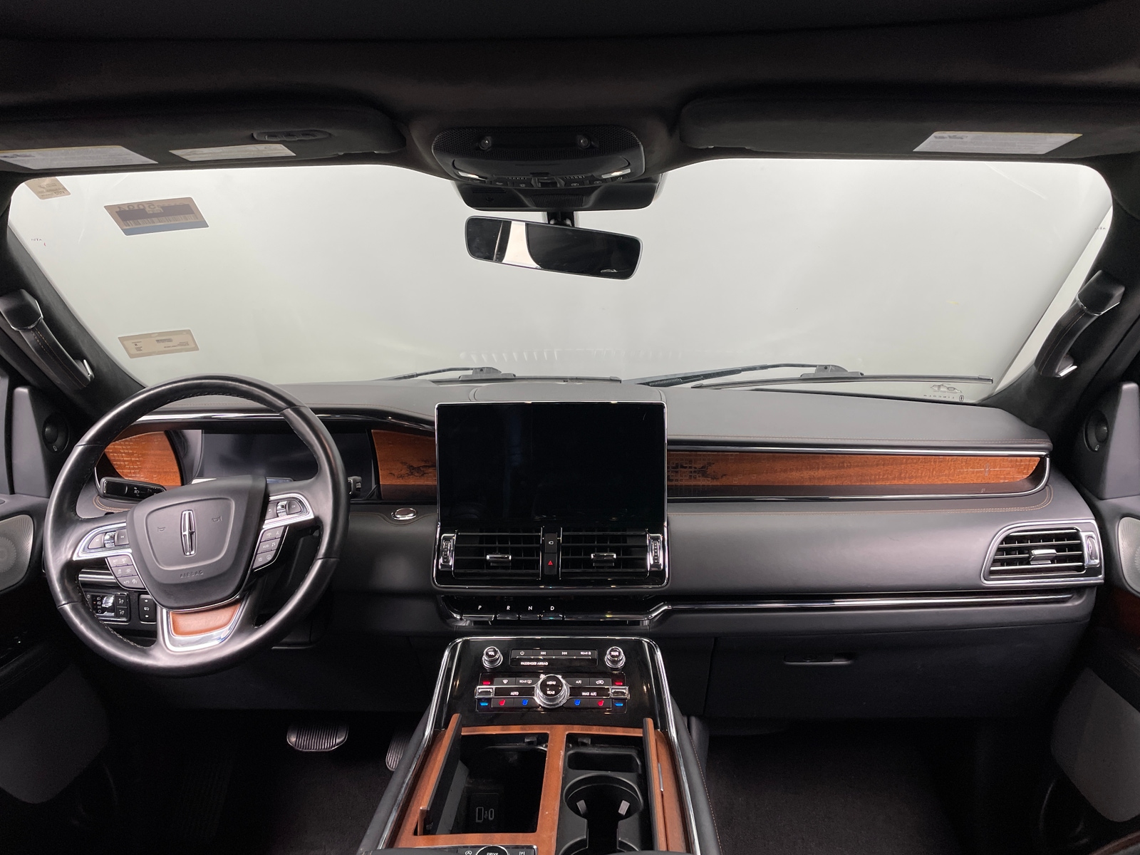 Thumbnail: 2022 Lincoln Navigator - 2