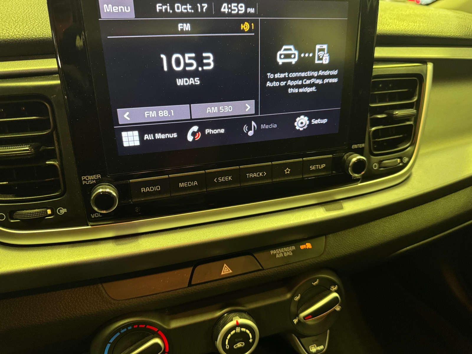 Thumbnail: 2021 Kia Rio - 4