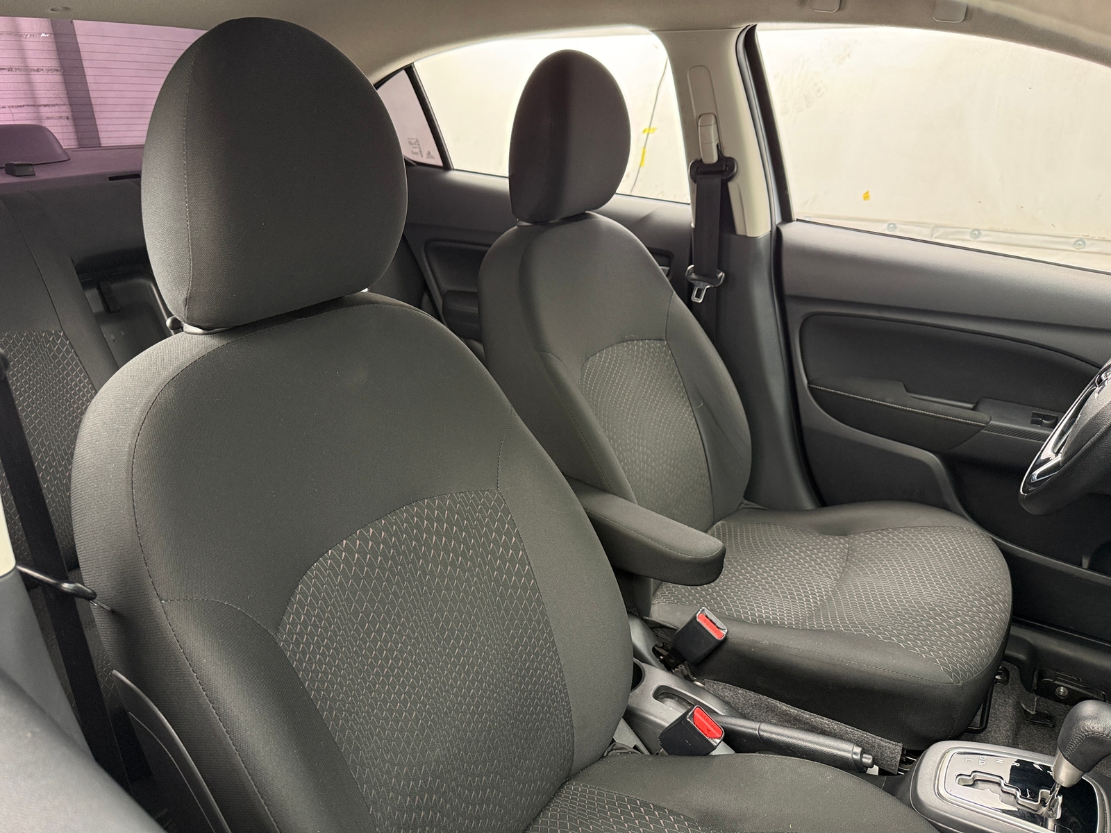 Thumbnail: 2024 Mitsubishi Mirage G4 - 2
