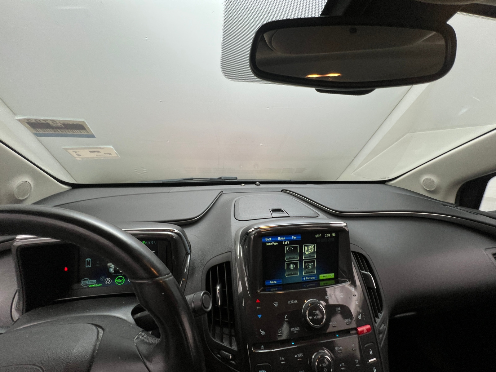 Thumbnail: 2014 Chevrolet Volt - 2
