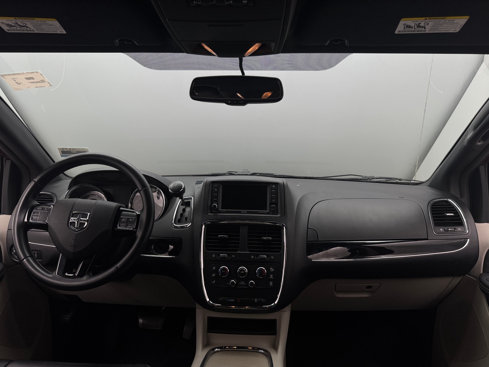Thumbnail: 2017 Dodge Grand Caravan - 2