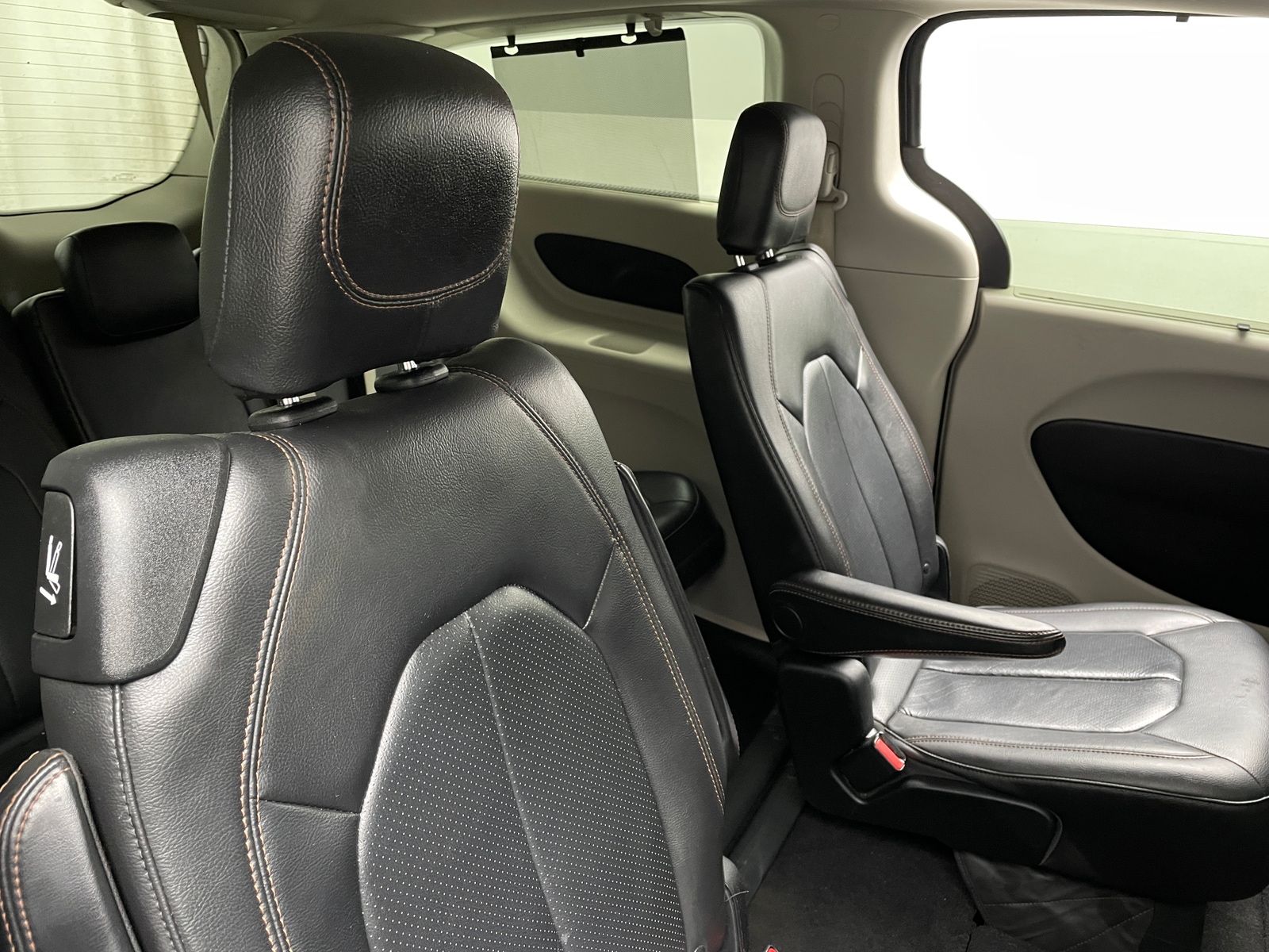 Thumbnail: 2019 Chrysler Pacifica - 5