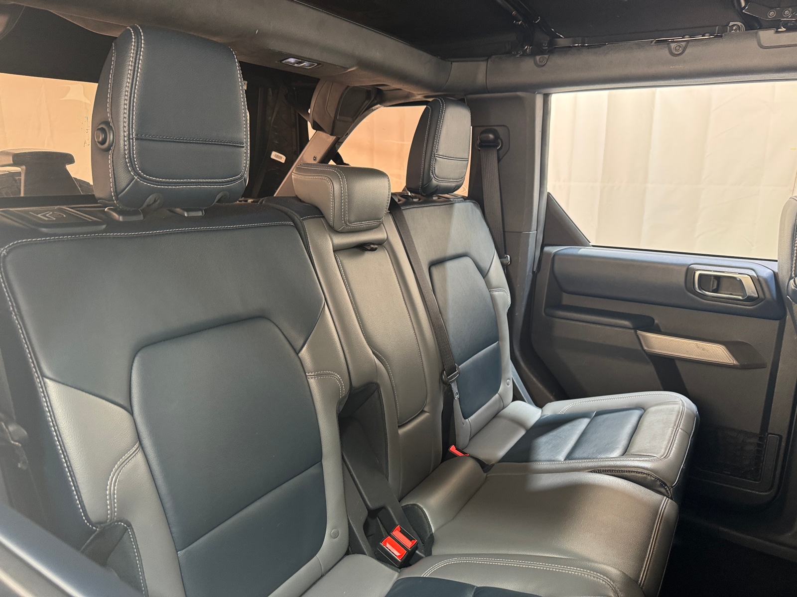 Thumbnail: 2021 Ford Bronco - 5