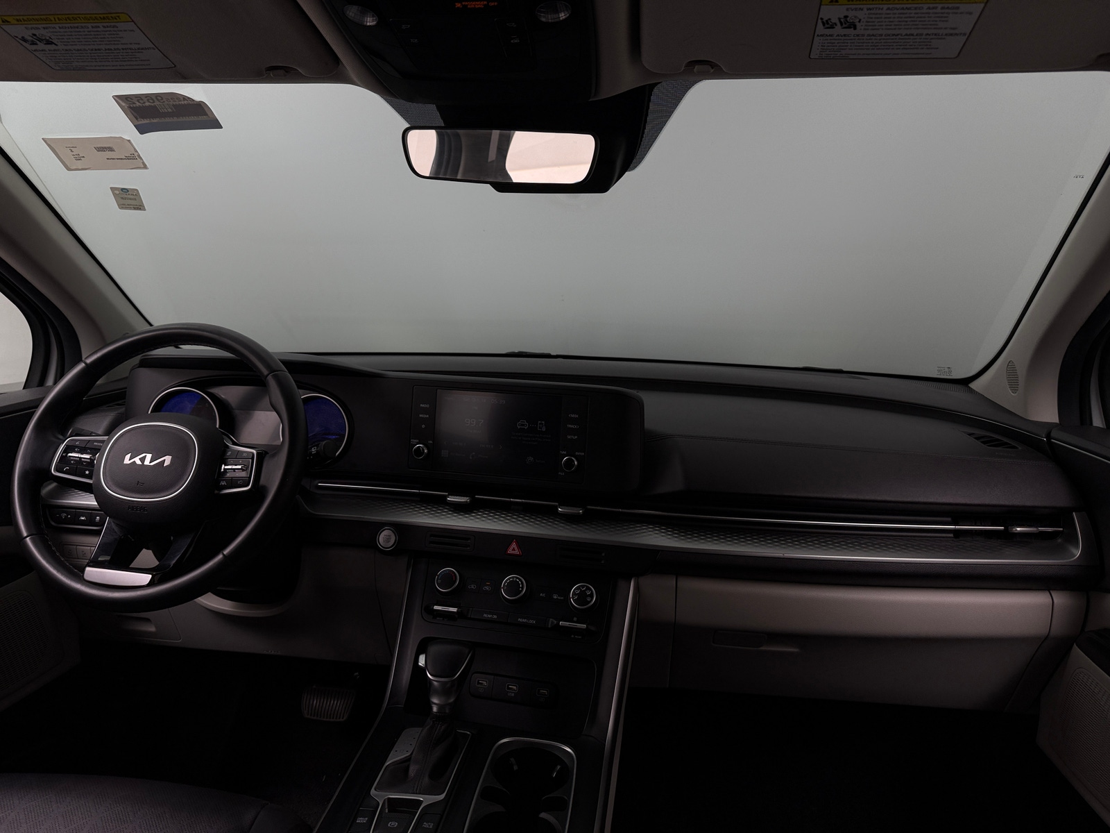 Thumbnail: 2022 Kia Carnival - 2