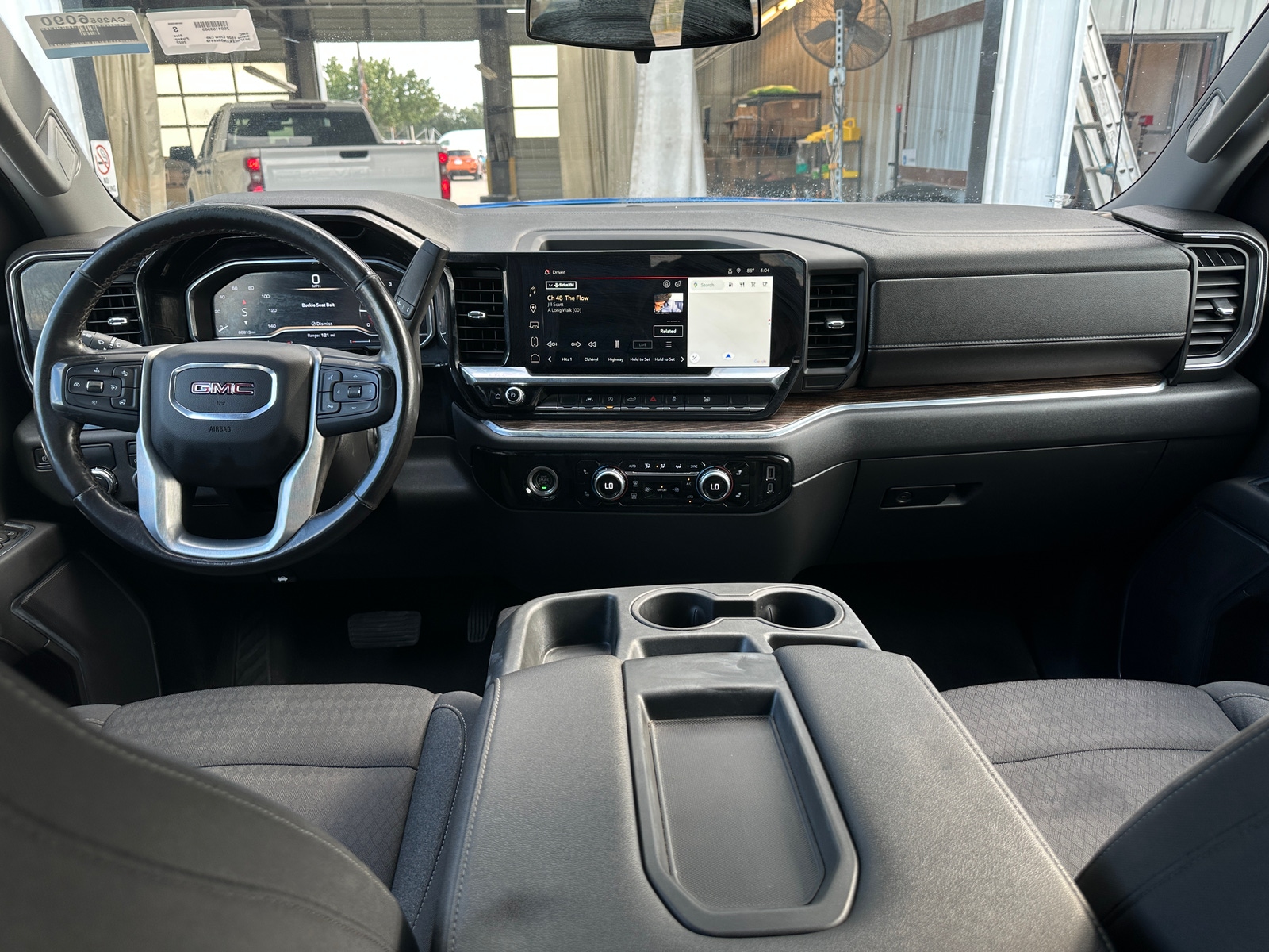 Thumbnail: 2022 GMC Sierra 1500 - 3