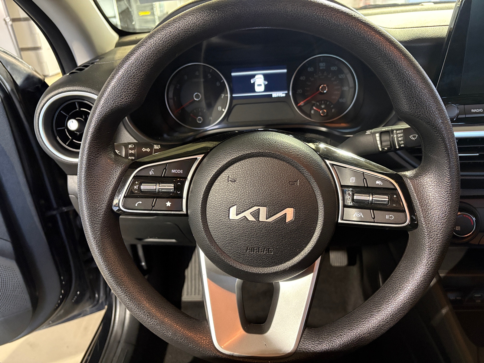 Thumbnail: 2024 Kia Forte - 5