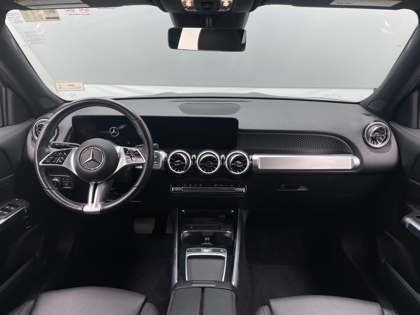 Thumbnail: 2024 Mercedes-Benz GLB - 2