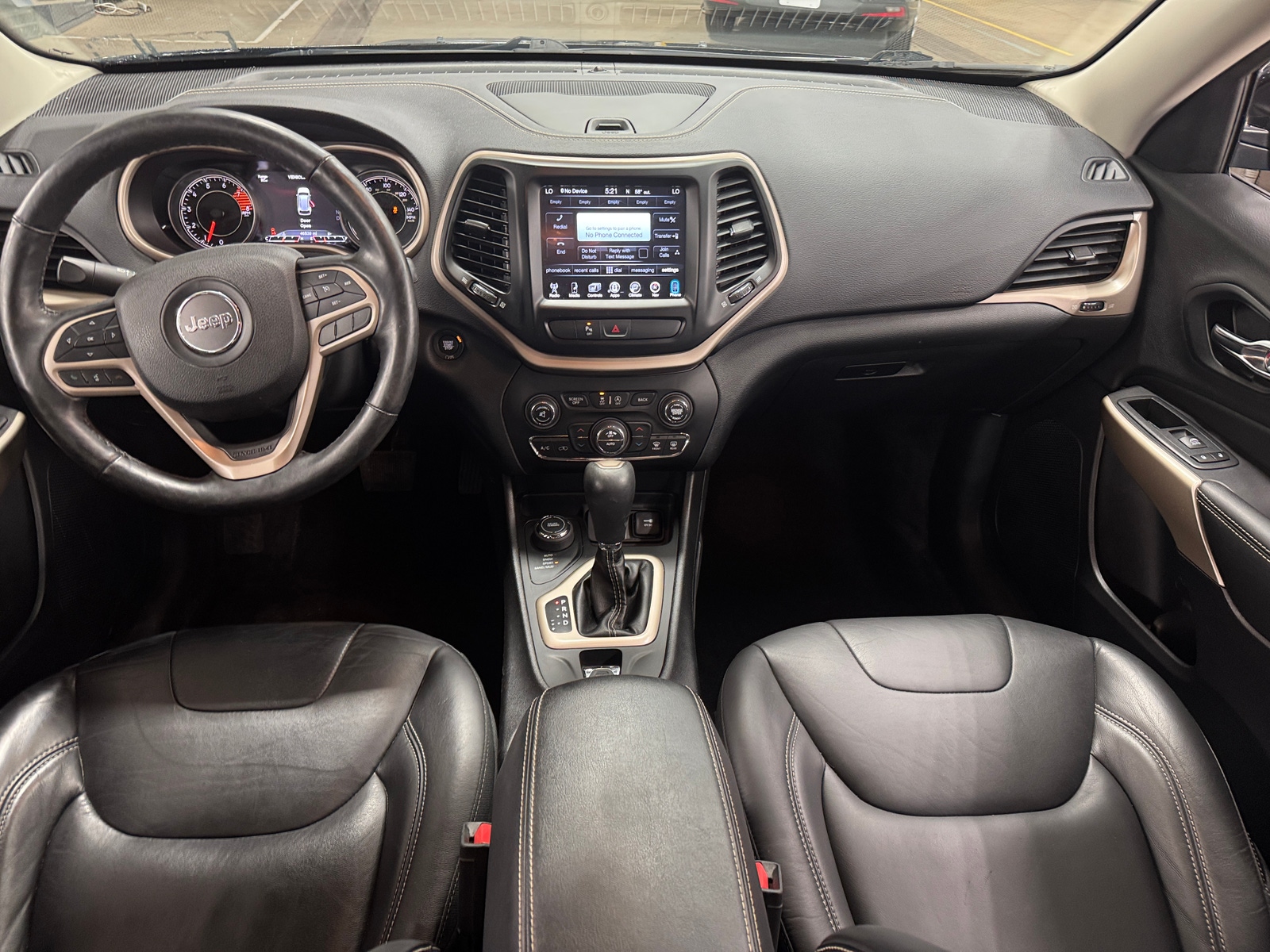 Thumbnail: 2018 Jeep Cherokee - 2