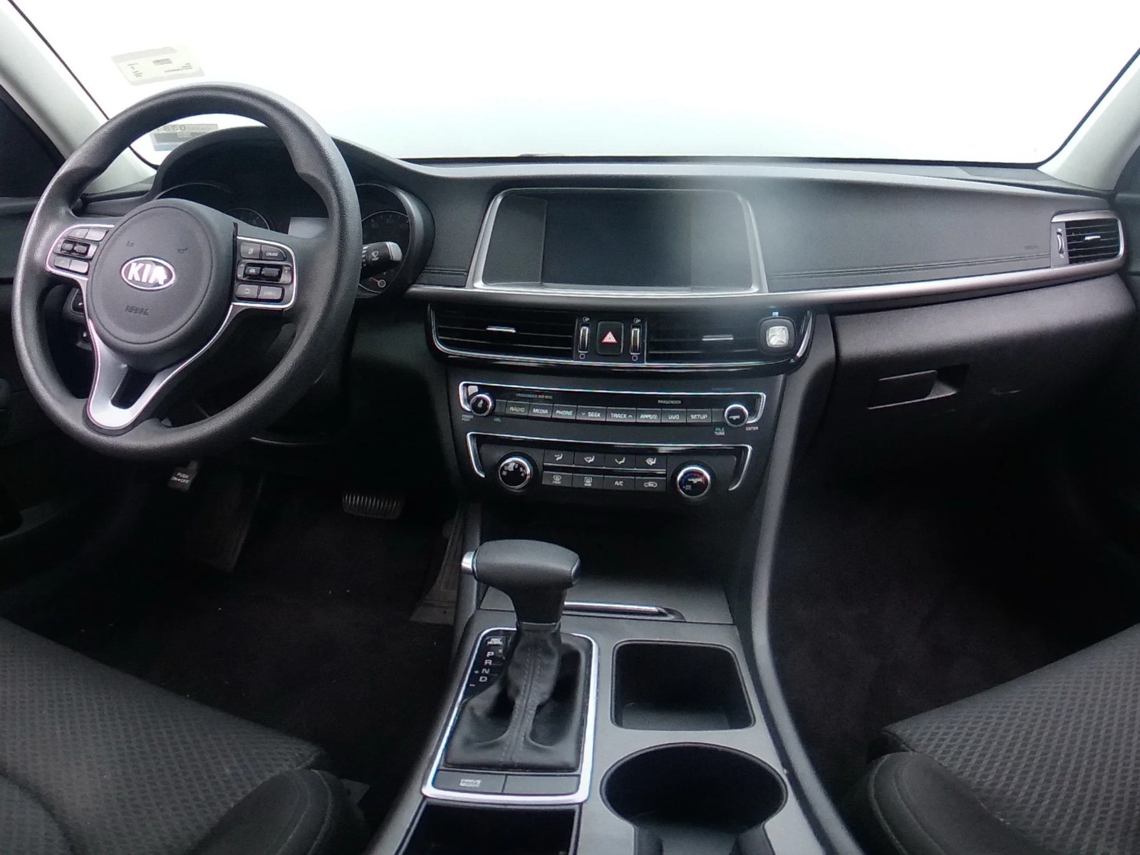Thumbnail: 2018 Kia Optima - 3